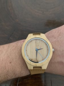 panske-drevene-hodinky-z-bambusoveho-dreva